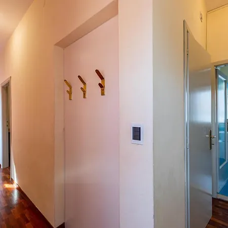 Residenza Corsocangrande25 * Лацизе